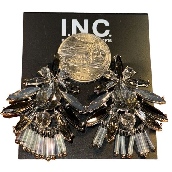 NWT I.N.C. INTERNATIONAL CONCEPTS Silver-Tone Mixed Stone Fan Drop Earrings - Picture 3 of 4